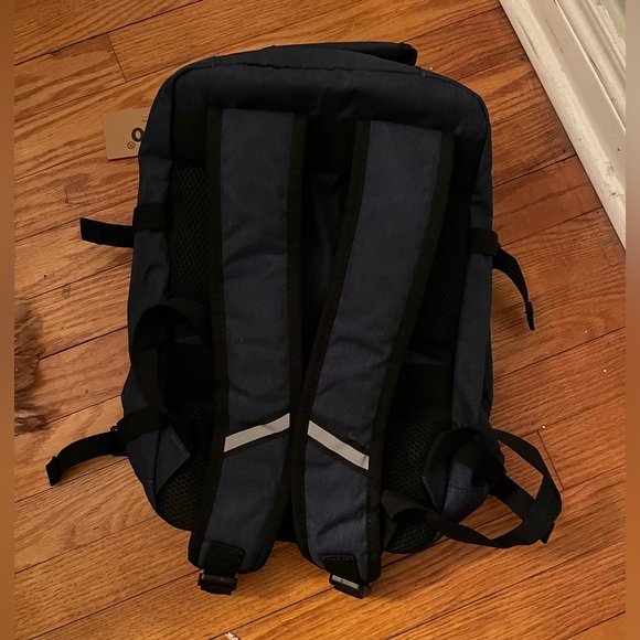 NWT Backpack - Picture 3 of 5